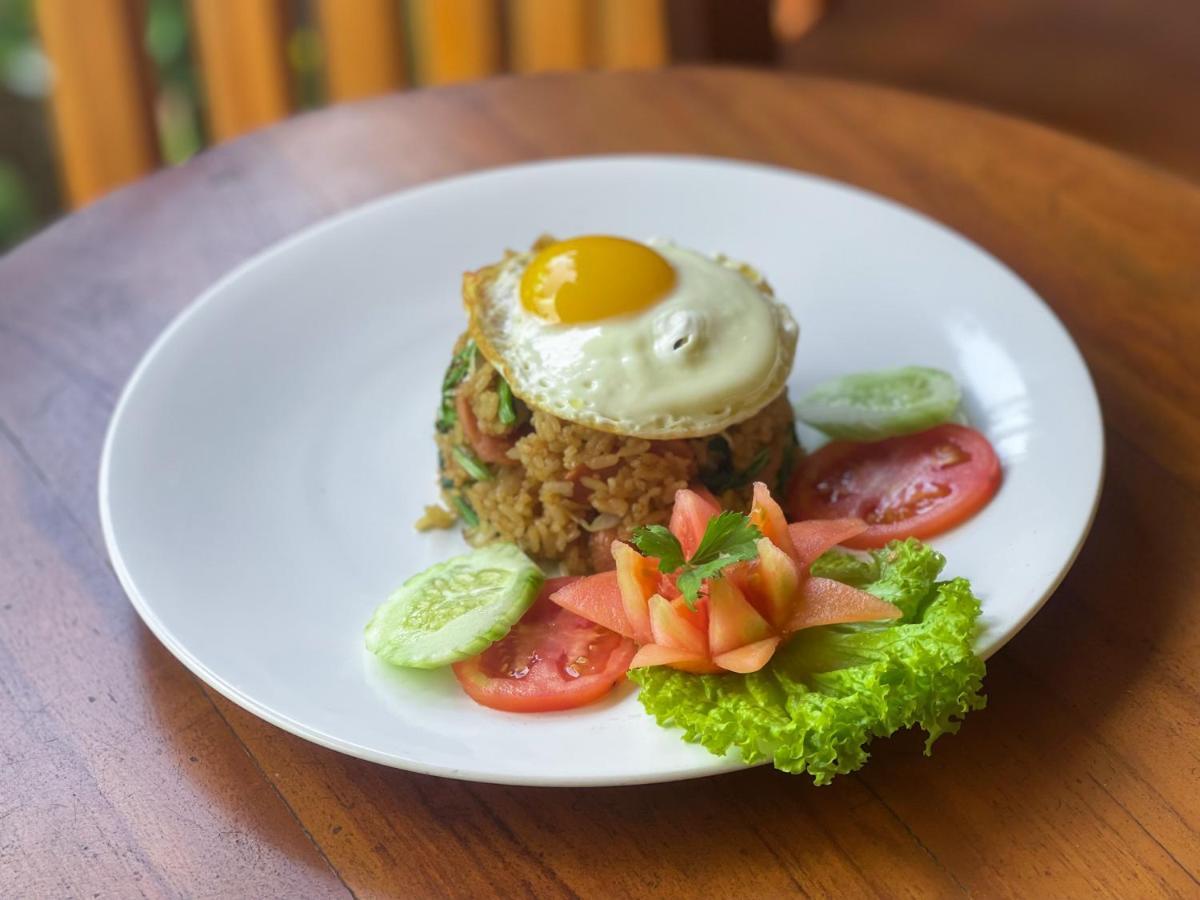 Mertha Sari Resto & Bungalow Klungkung エクステリア 写真